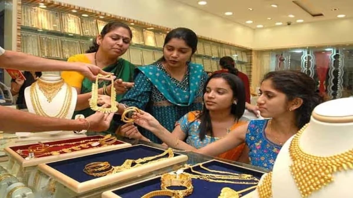 Gold, silver prices today (August 4): Check latest rates in Delhi, Mumbai, Kolkata, other cities